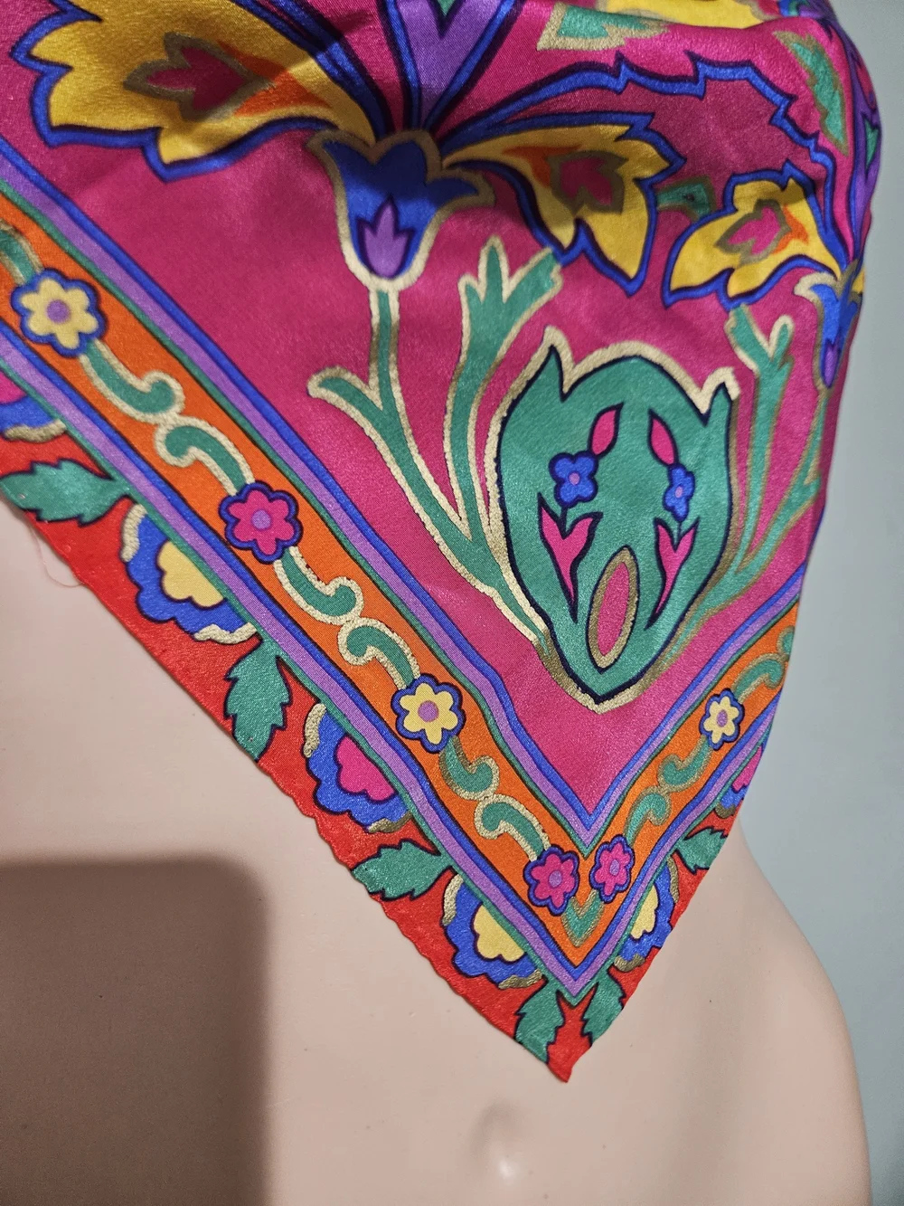 Vintage Liz Claiborne 100% Silk Floral Square Scarf Pink Red Multicolor